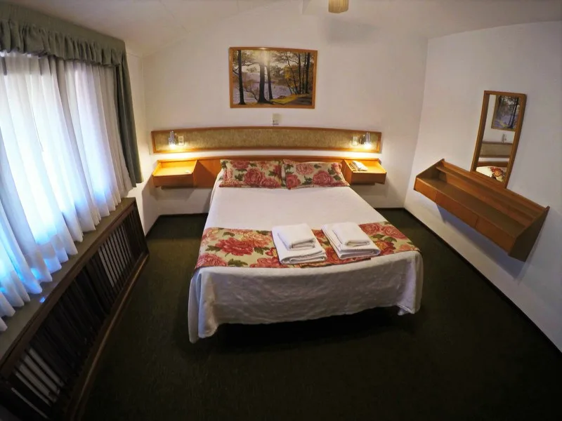Intermediate room