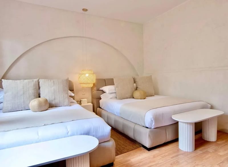 Comfortable 7BR Home with Cozy Terrace