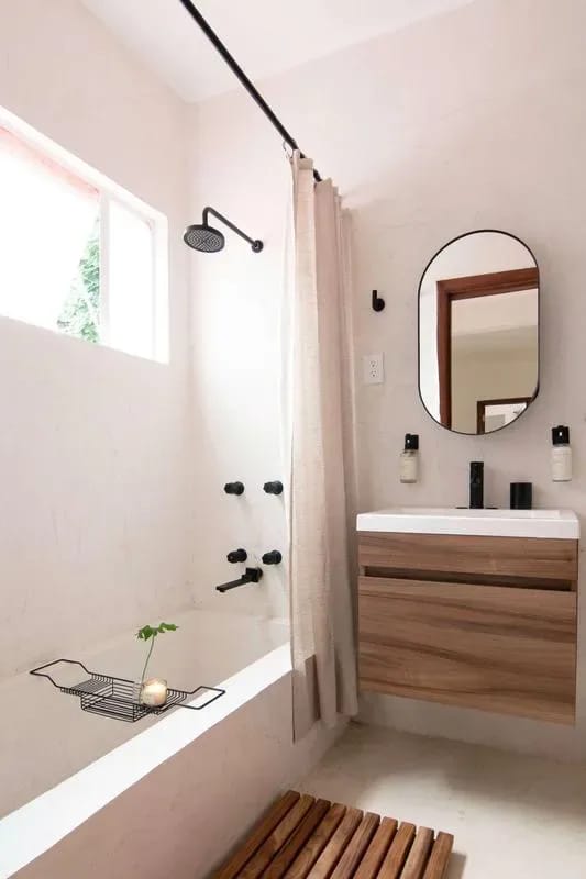 Comfortable 7BR Home with Cozy Terrace