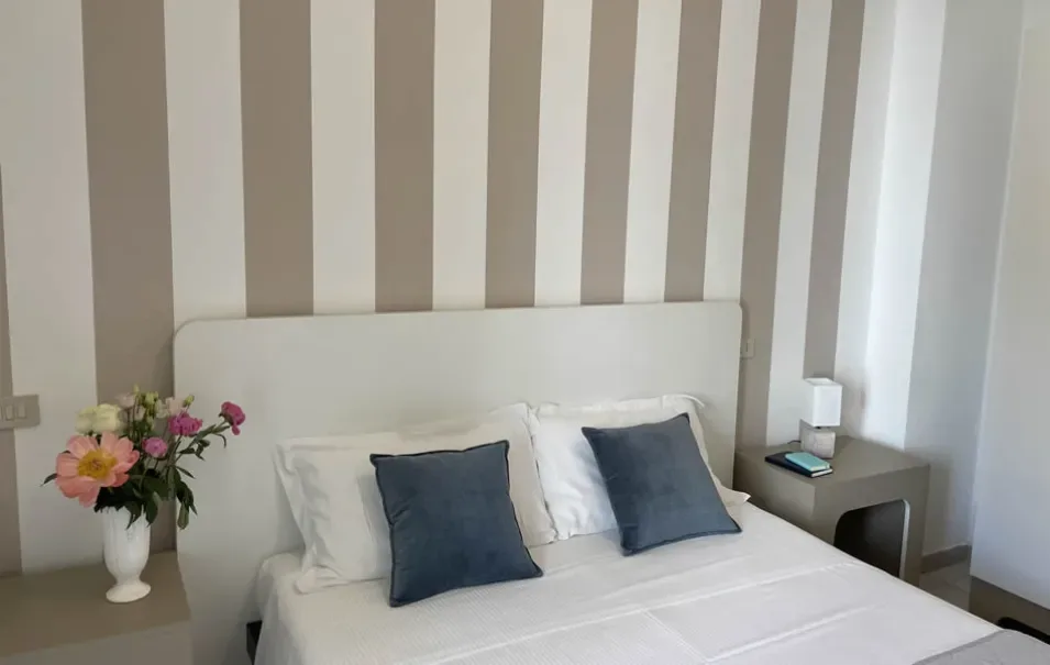 Aura Living Hotel