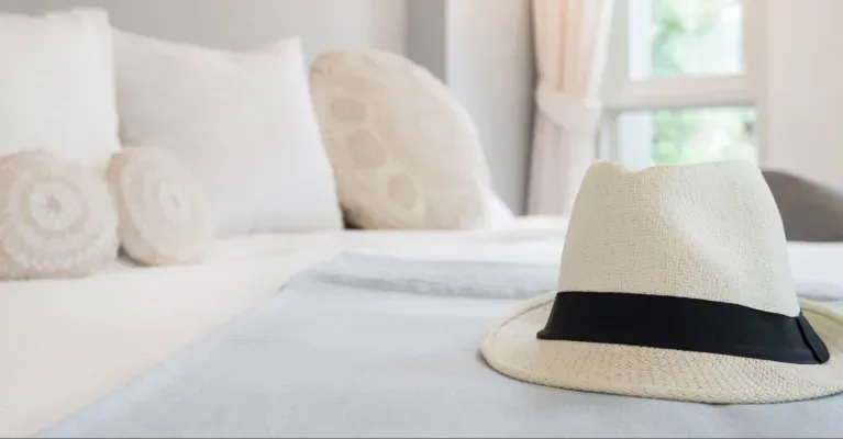 Aura Living Hotel