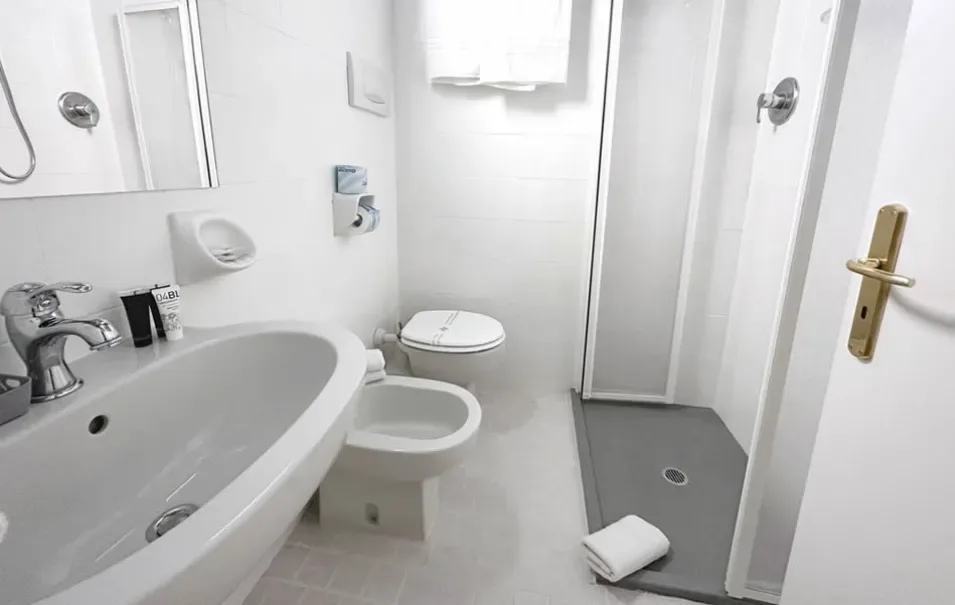 Aura Living Hotel