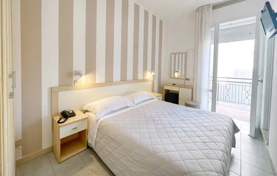 Aura Living Hotel