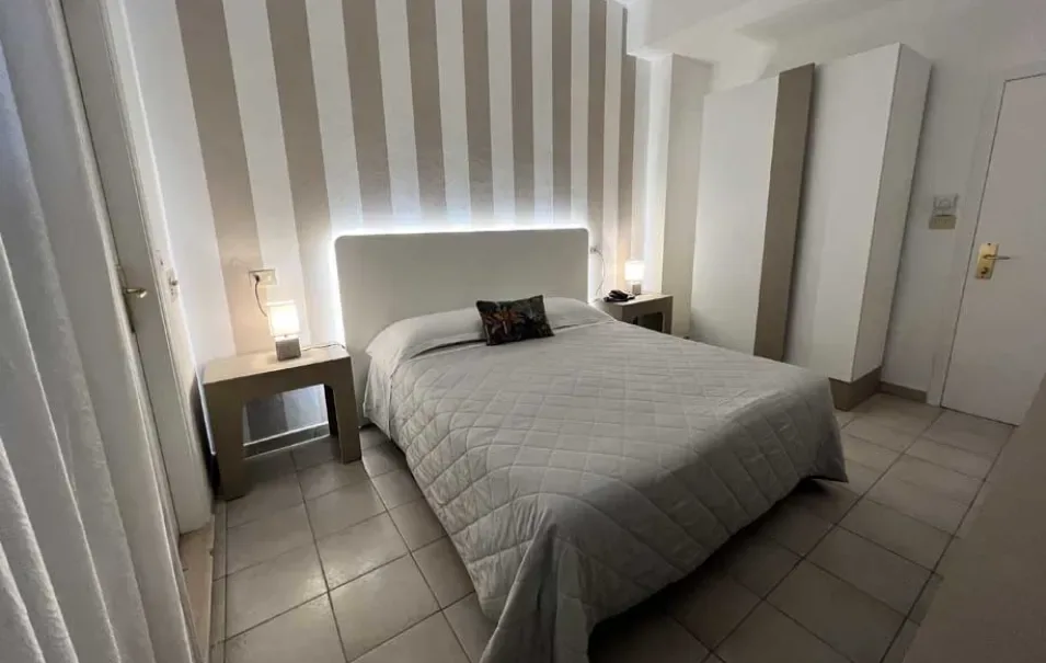Aura Living Hotel