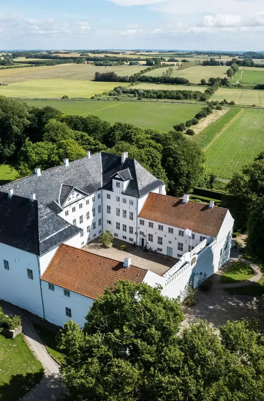 Vista aérea del castillo de Dragsholm