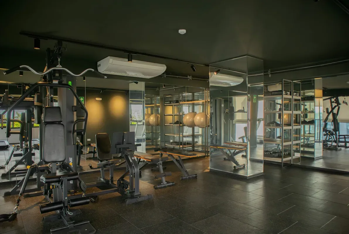 Striking 1BR Duplex in Miraflores