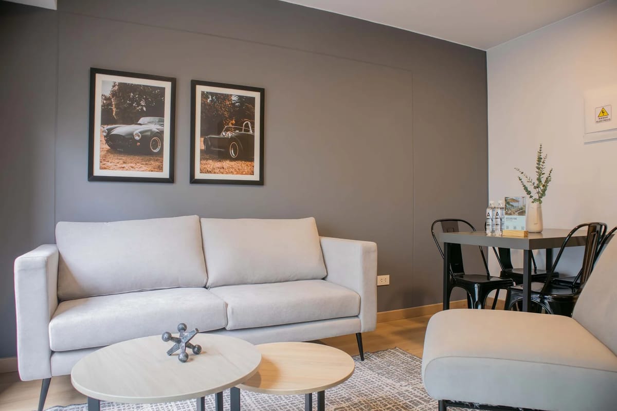 Striking 1BR Duplex in Miraflores