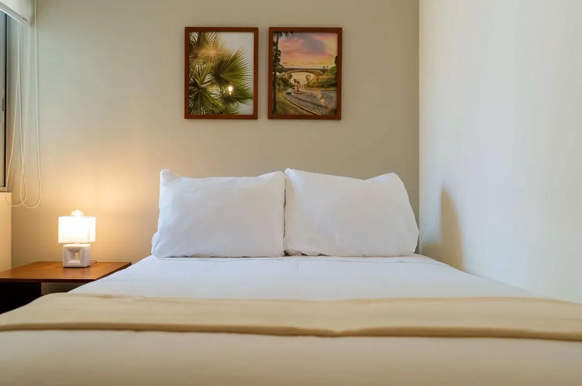 Comfortable 2BR w/ Balcony in Miraflores