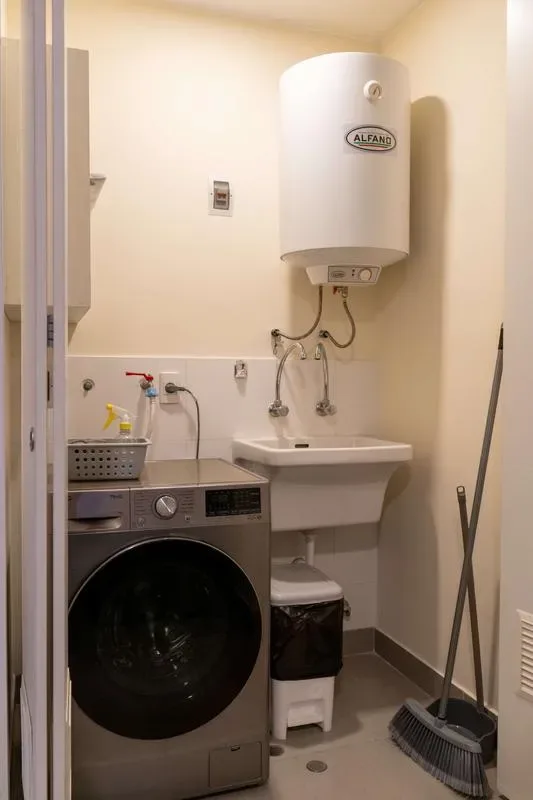 Comfortable 2BR w/ Balcony in Miraflores