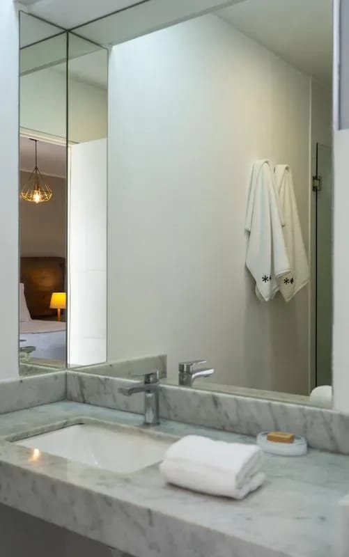 Comfortable 2BR w/ Balcony in Miraflores