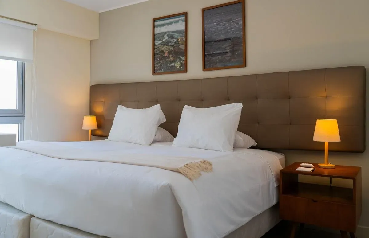 Comfortable 2BR w/ Balcony in Miraflores