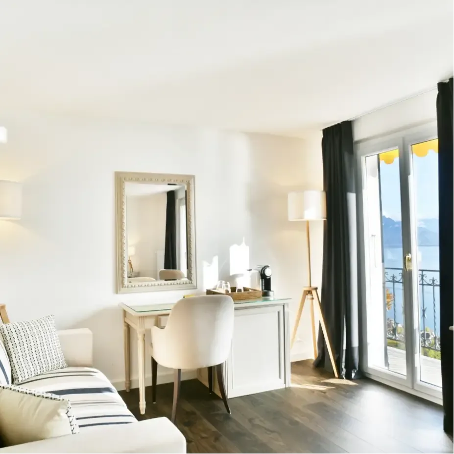 Vista de la habitación Deluxe con vistas al lago