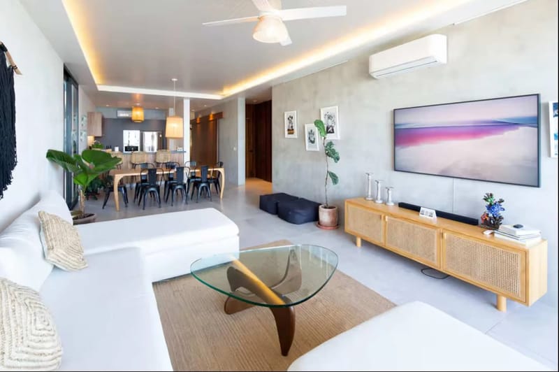 Luxury & Bright 3BR House w/ Infinity Pool