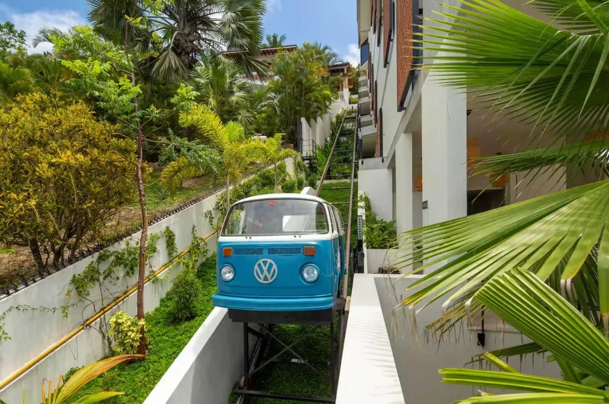 Luxury & Bright 3BR House w/ Infinity Pool