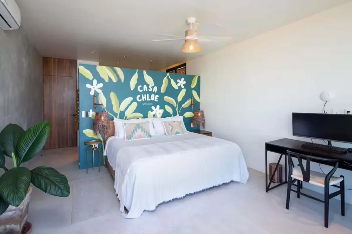 Luxury & Bright 3BR House w/ Infinity Pool