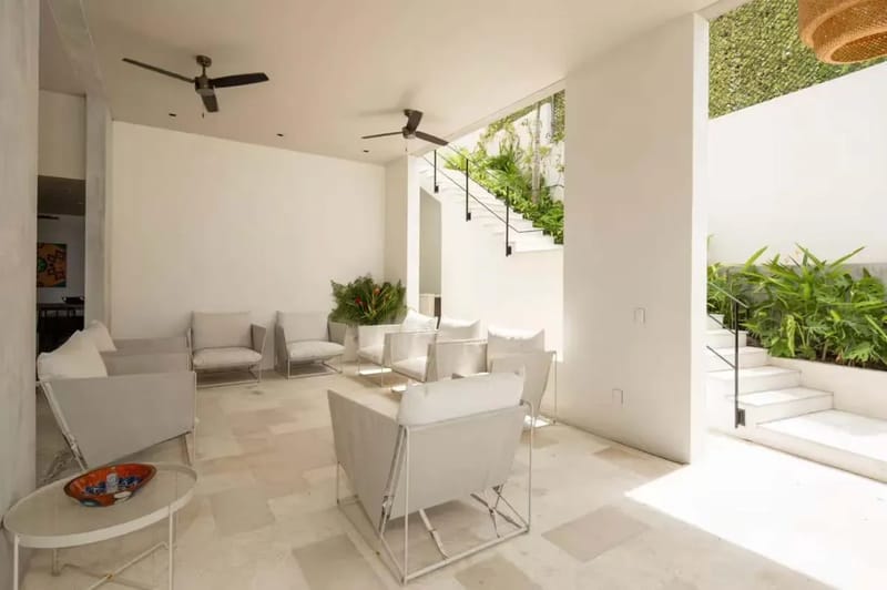 Luxury & Bright 3BR House w/ Infinity Pool
