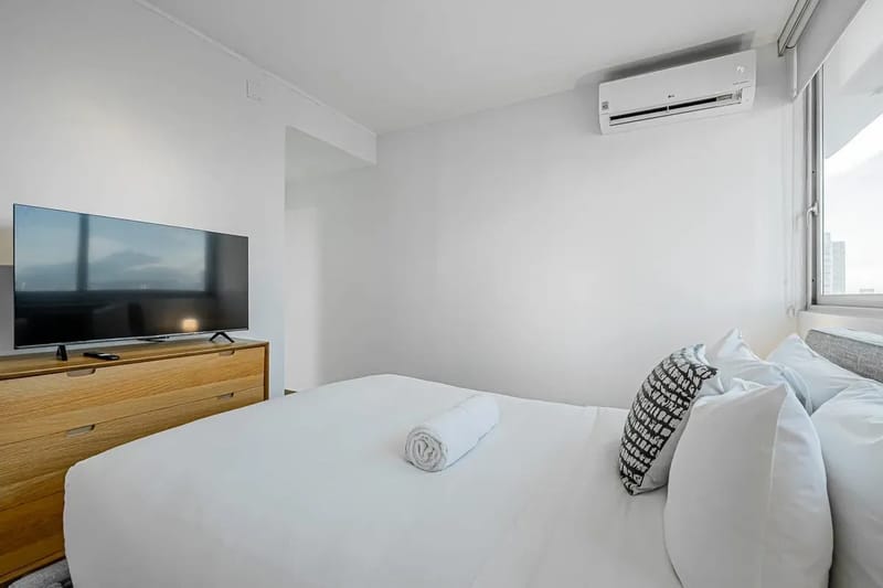 Airy 2BR in San Francisco w/ Pool