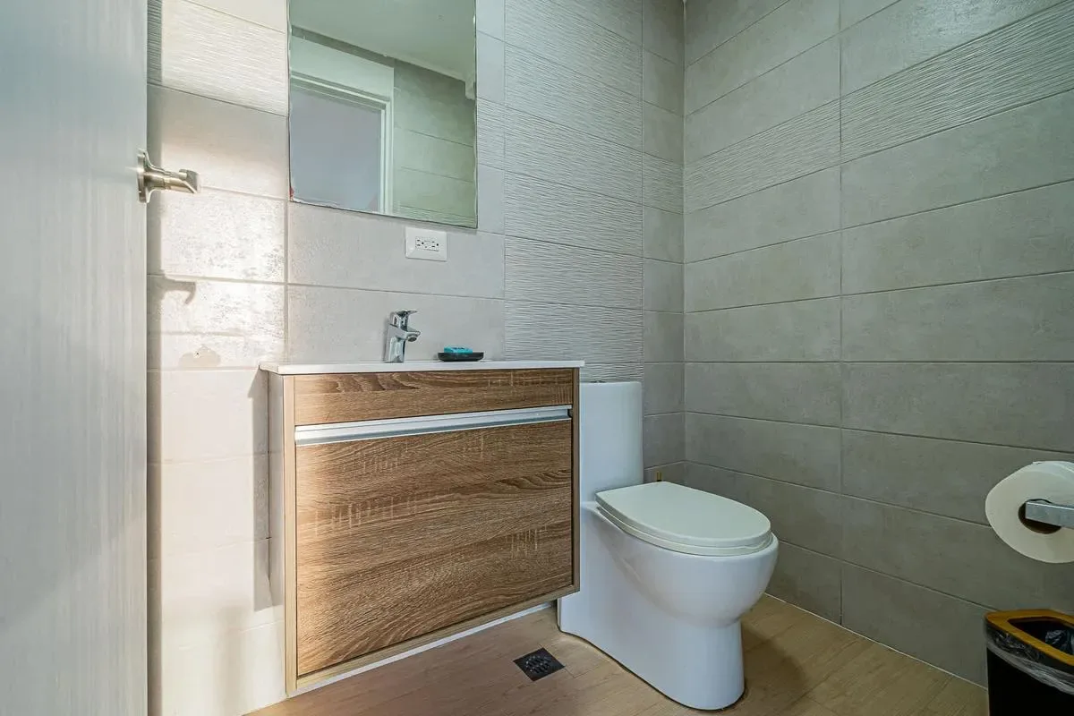 Airy 2BR in San Francisco w/ Pool