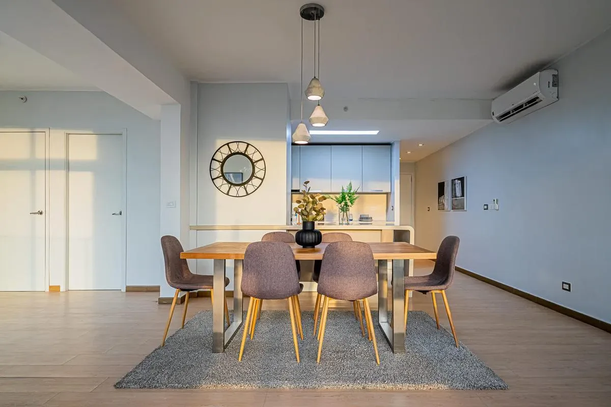 Airy 2BR in San Francisco w/ Pool
