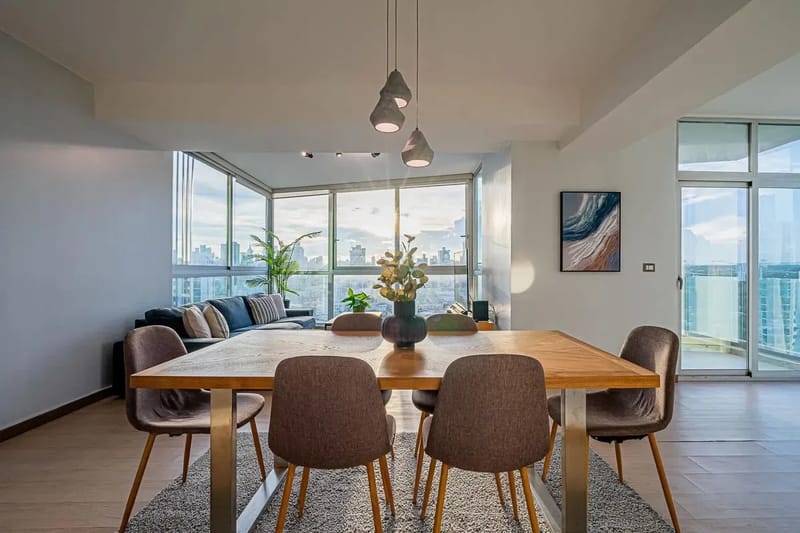 Airy 2BR in San Francisco w/ Pool