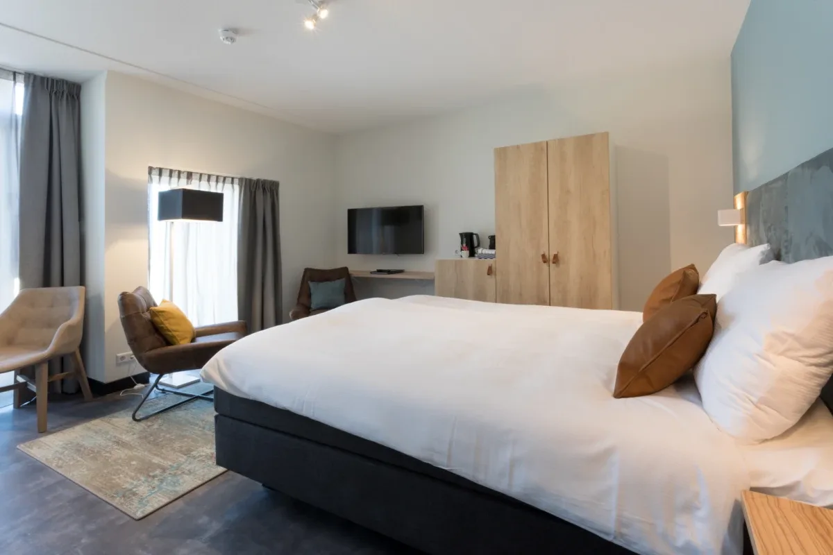 Superior room