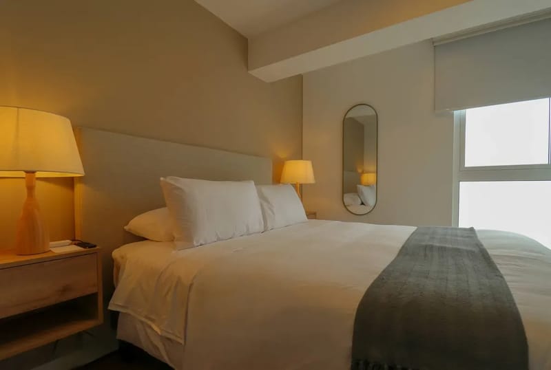 Luxury & Cozy 2BR w/ Balcony in Miraflores