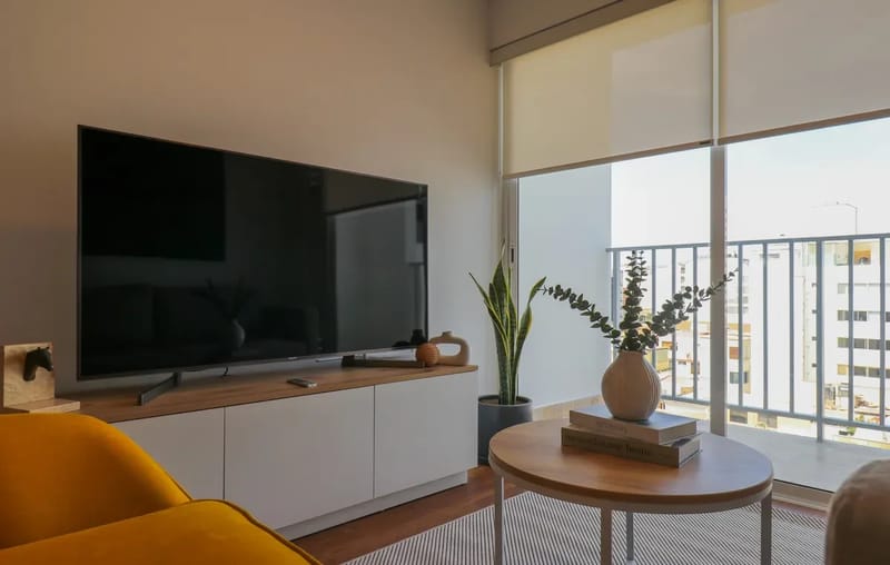 Luxury & Cozy 2BR w/ Balcony in Miraflores