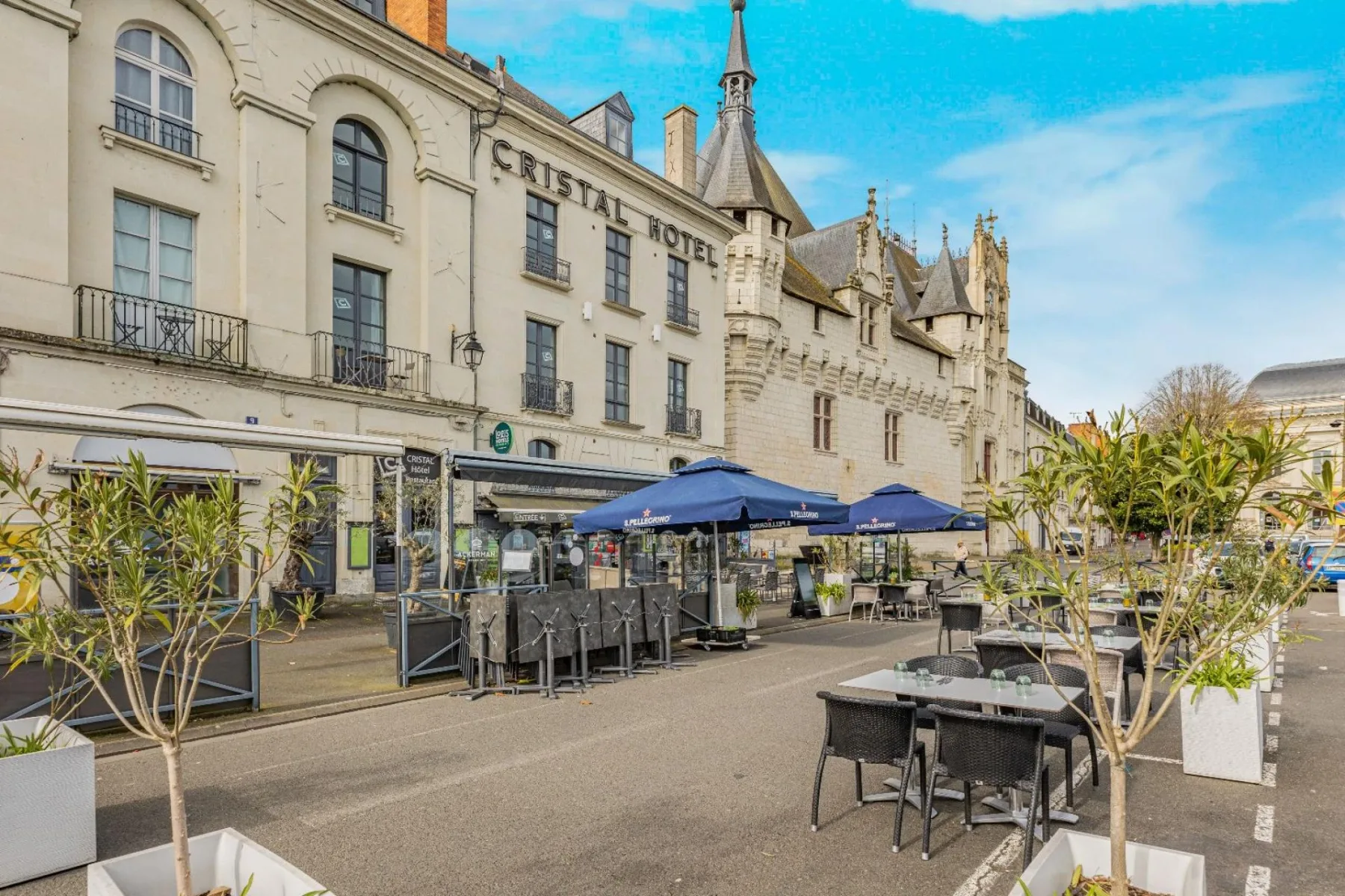 Cristal Hôtel & Restaurant à Saumur
