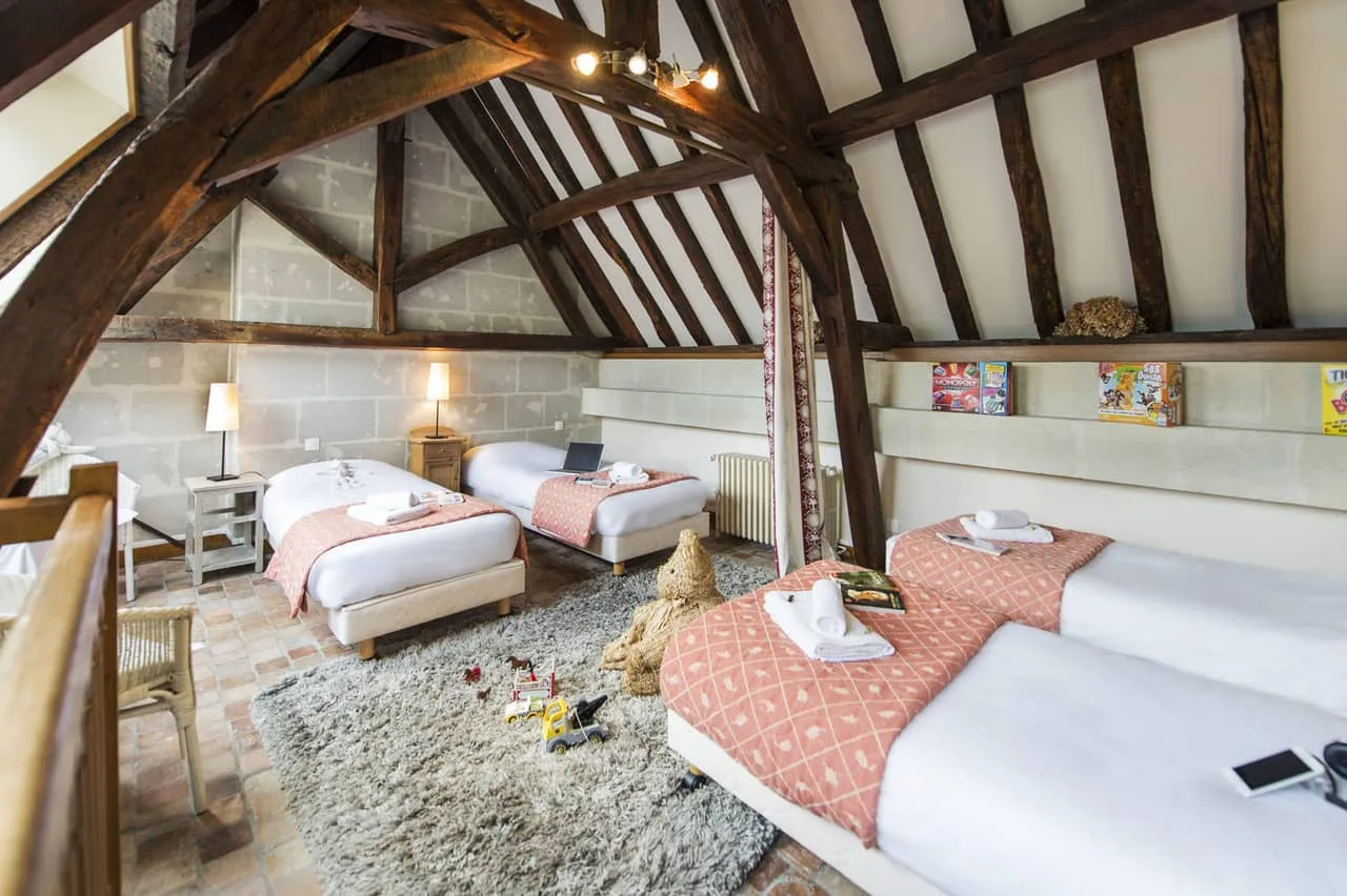 Hotel room for six guests