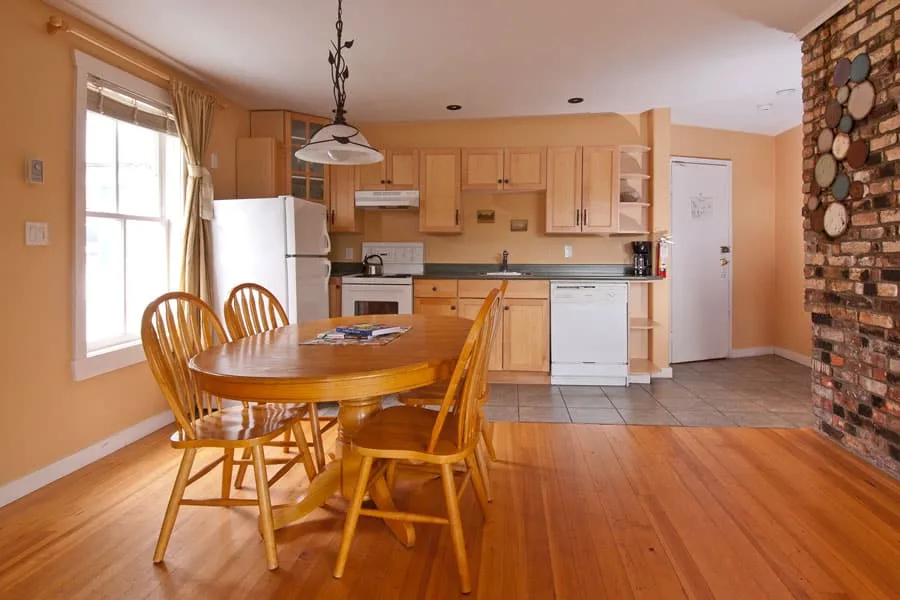 Suite kitchen