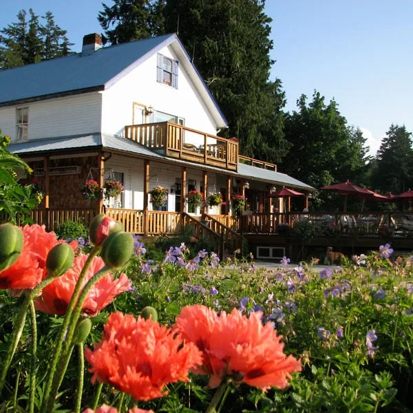 Heriot Bay Inn