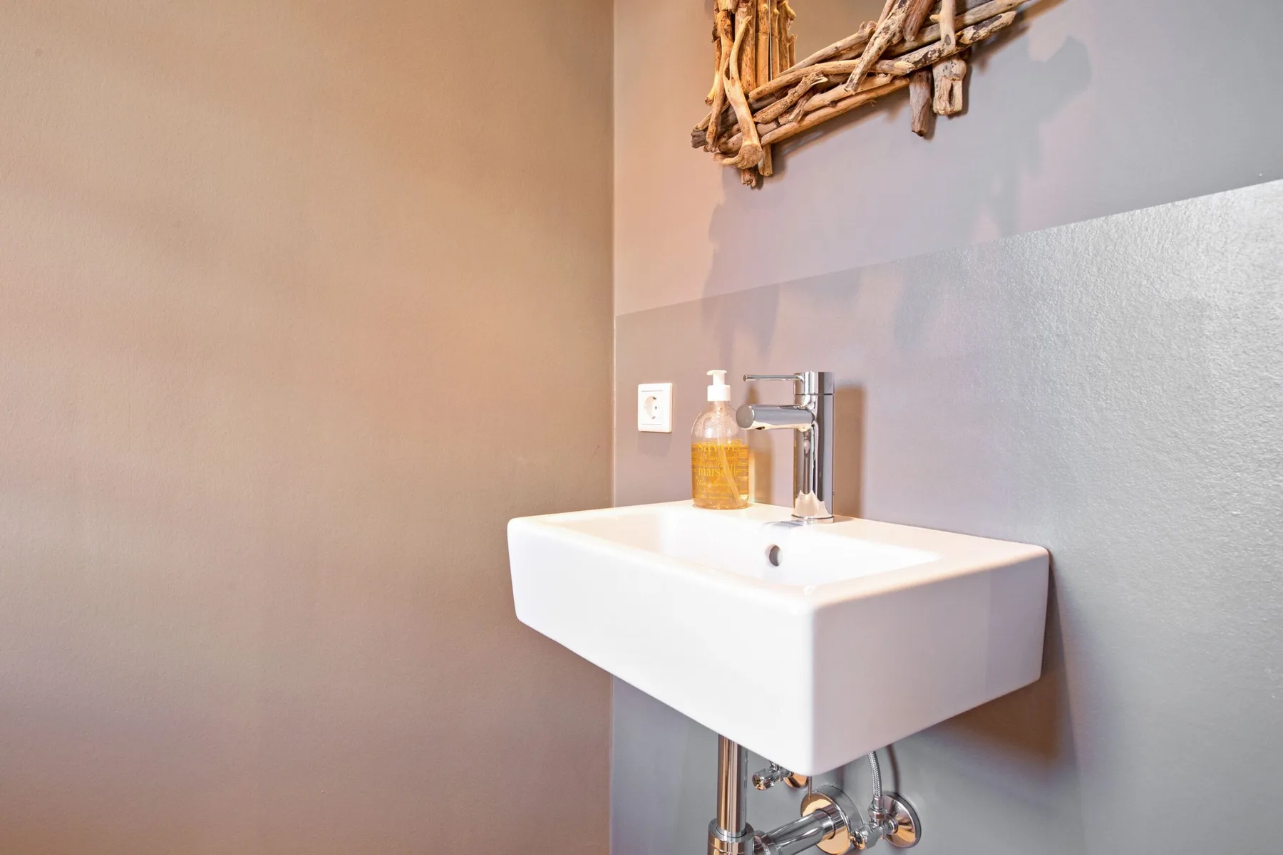 Frisch. Wohltuend anders. Viel Platz. Design & Wellness.