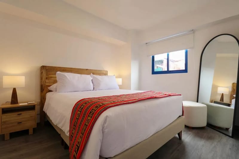 Bright 2BR in Historic Cusco w/ Balcony