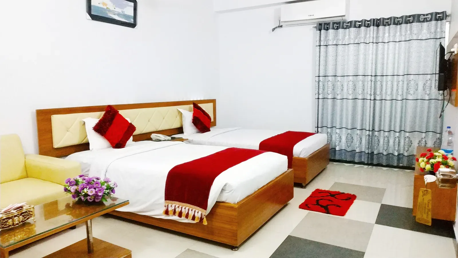 Hotel Khan Palace