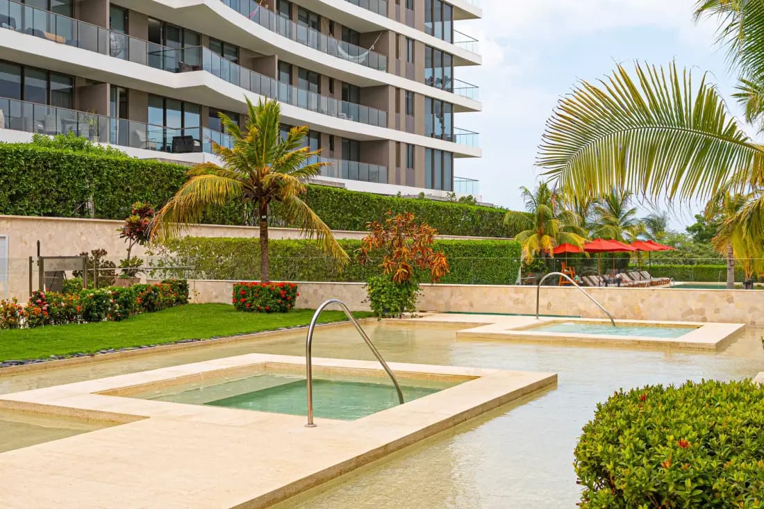 Amazing 2BR with Terrace in Manzanillo Beach