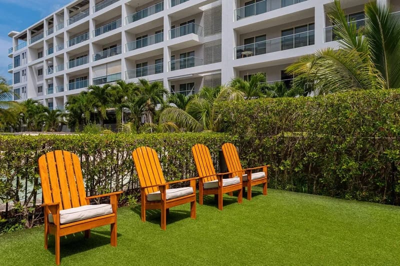 Amazing 2BR with Terrace in Manzanillo Beach