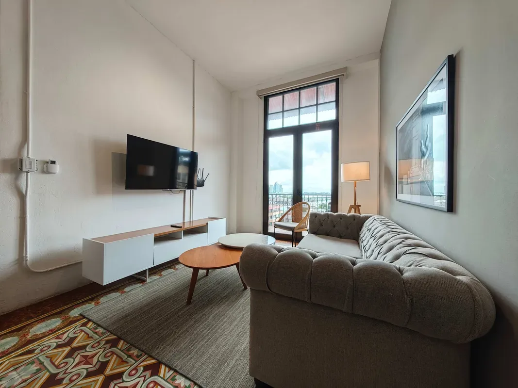High-end 1BR in Casco Antiguo w/ Balcony