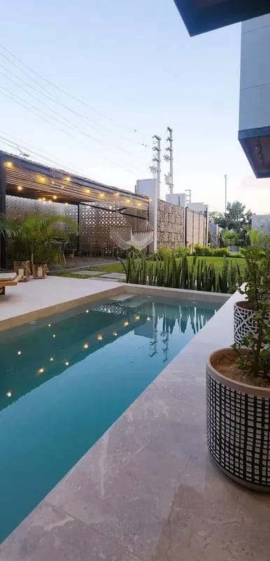 Quiet 4BR Villa with Pool & Terrace in Ica