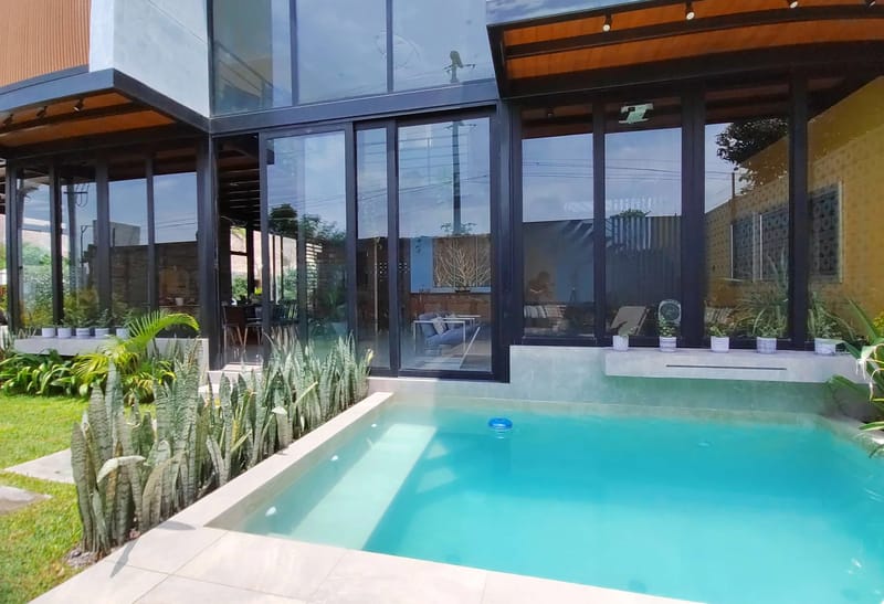 Quiet 4BR Villa with Pool & Terrace in Ica
