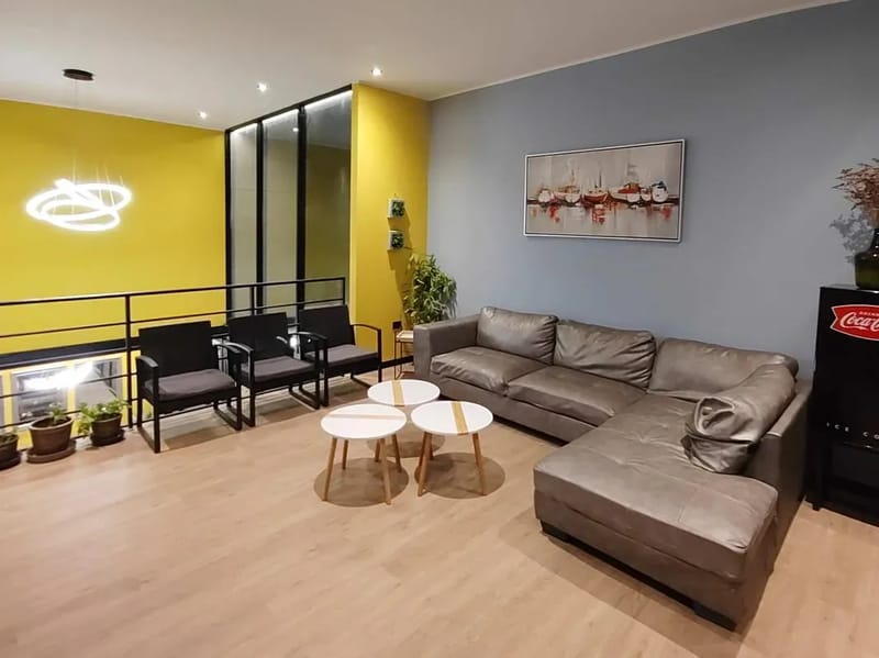 Quiet 4BR Villa with Pool & Terrace in Ica