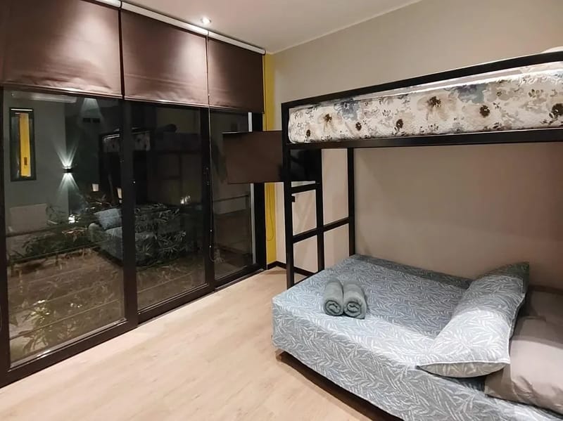 Quiet 4BR Villa with Pool & Terrace in Ica
