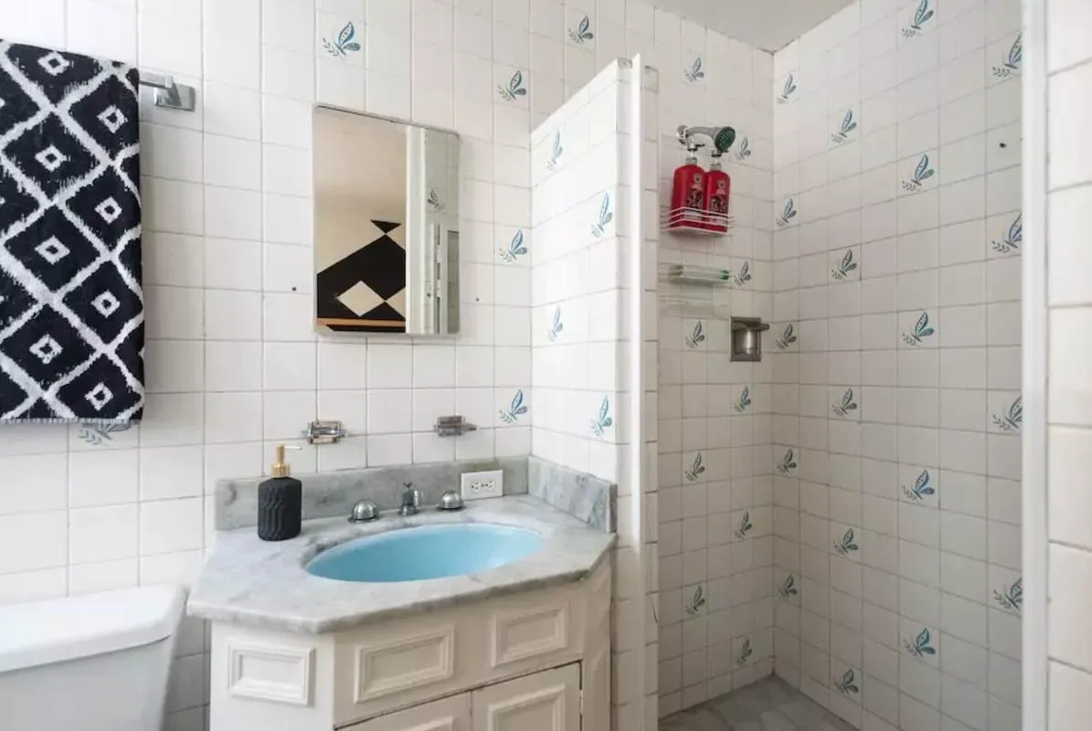 Modern 4BR w/ Balcony in Heart of La Condesa
