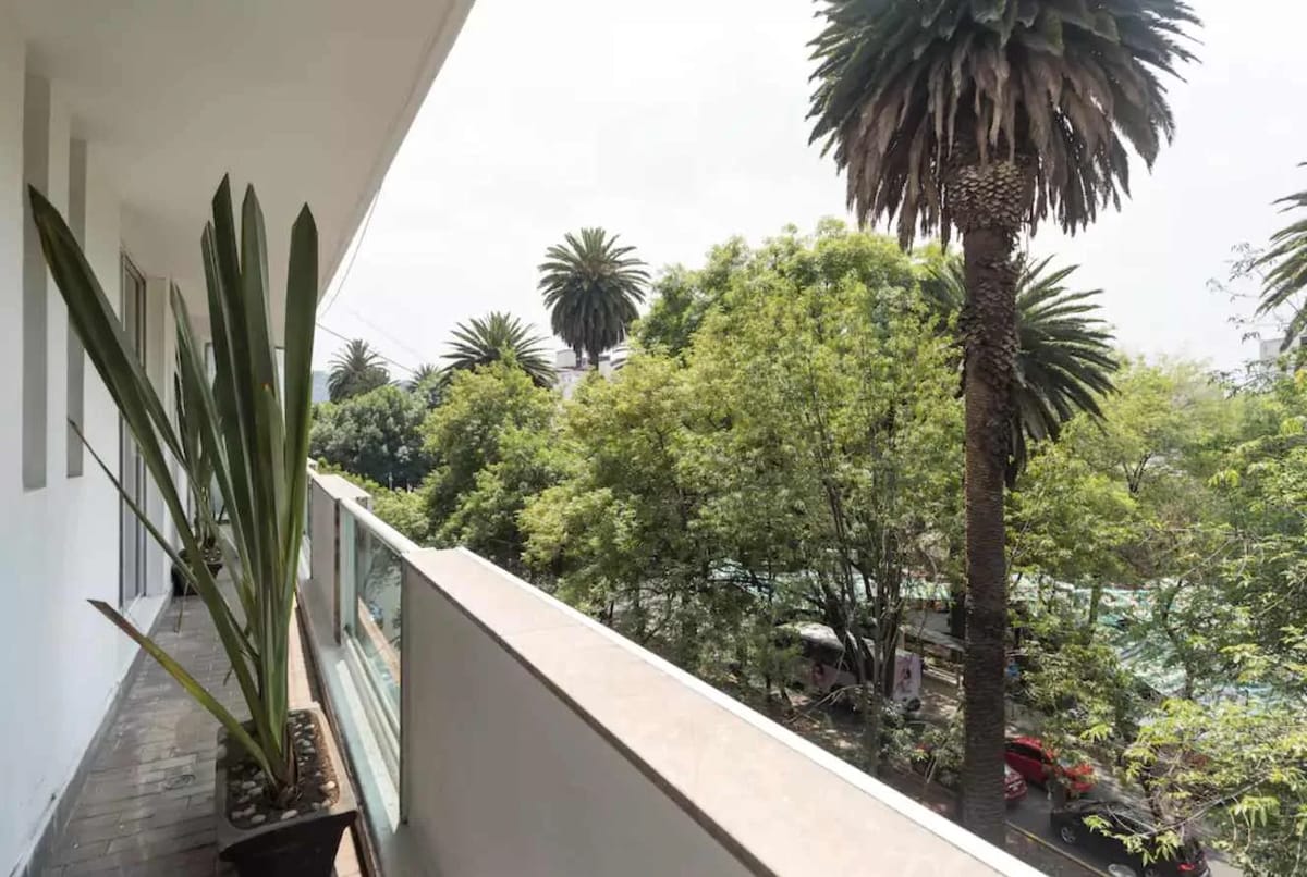 Modern 4BR w/ Balcony in Heart of La Condesa