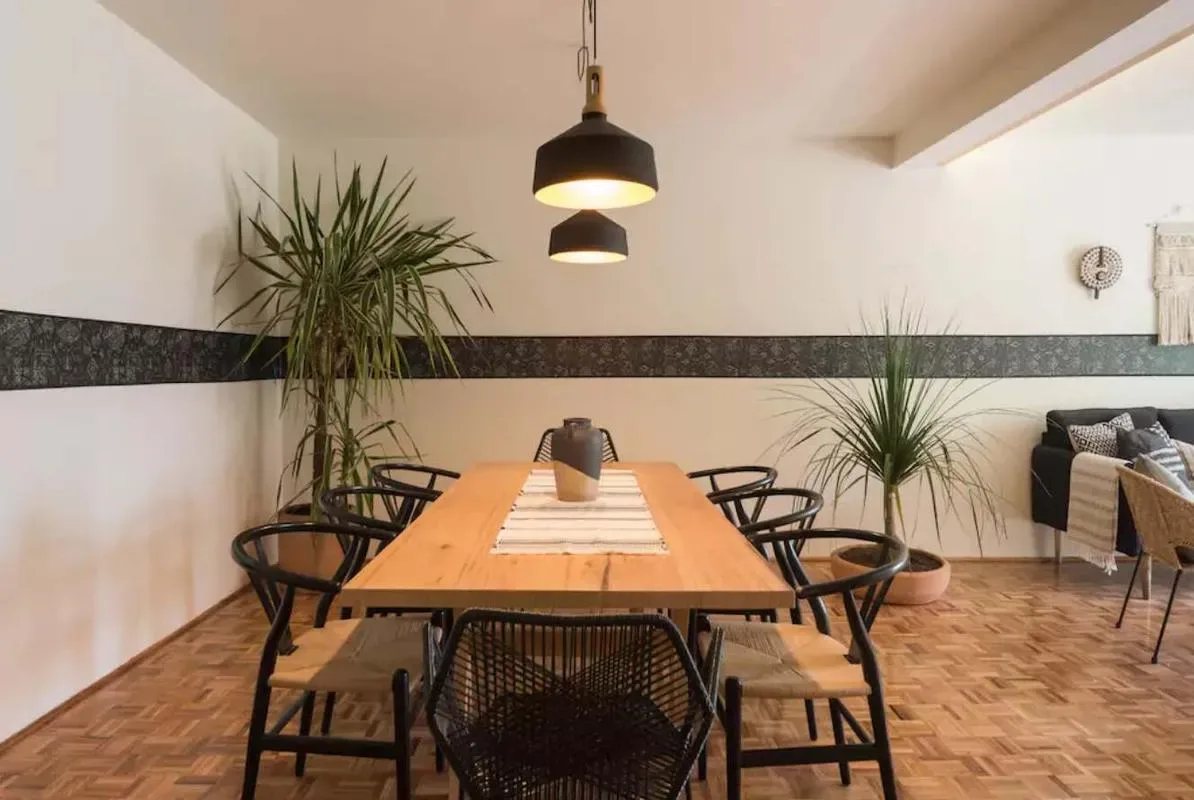 Modern 4BR w/ Balcony in Heart of La Condesa