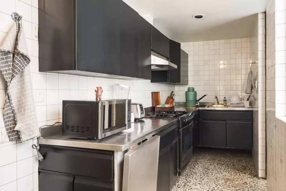 Modern 4BR w/ Balcony in Heart of La Condesa