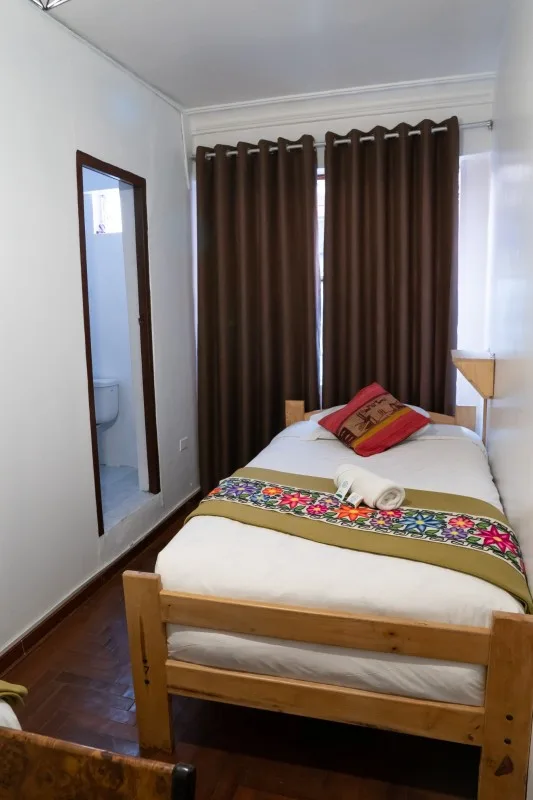 Habitación matrimonial e individual