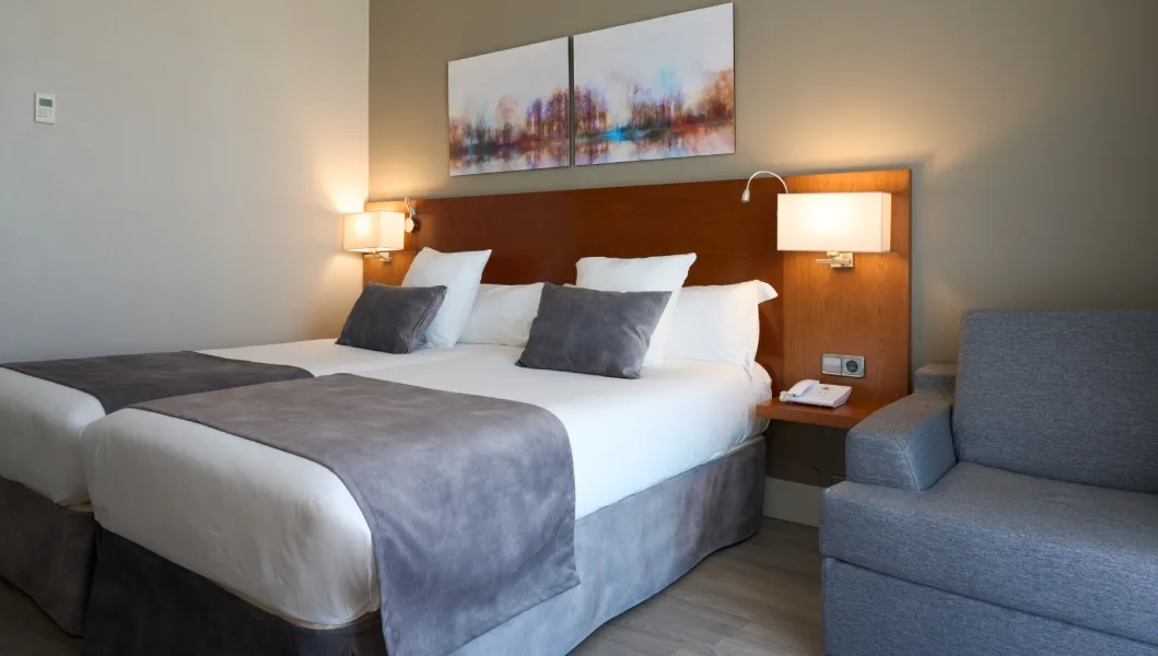 Habitación doble con cama supletoria
