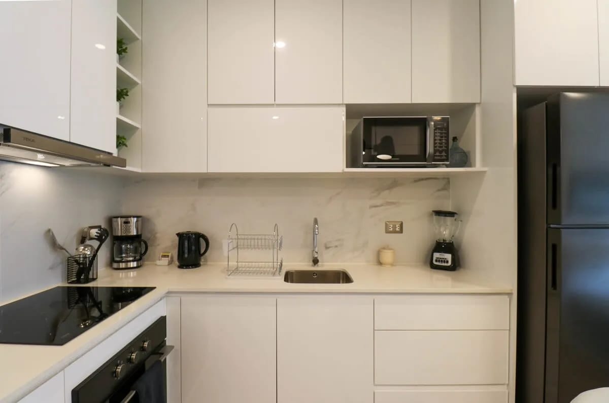 2BR with Balcony in Luxury Building Barranco