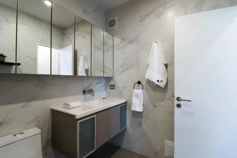 2BR with Balcony in Luxury Building Barranco