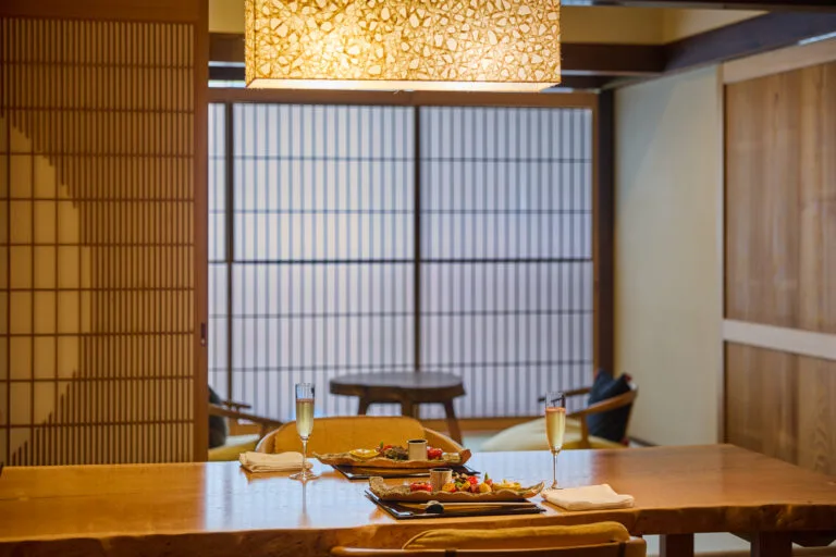 In-room dining plan